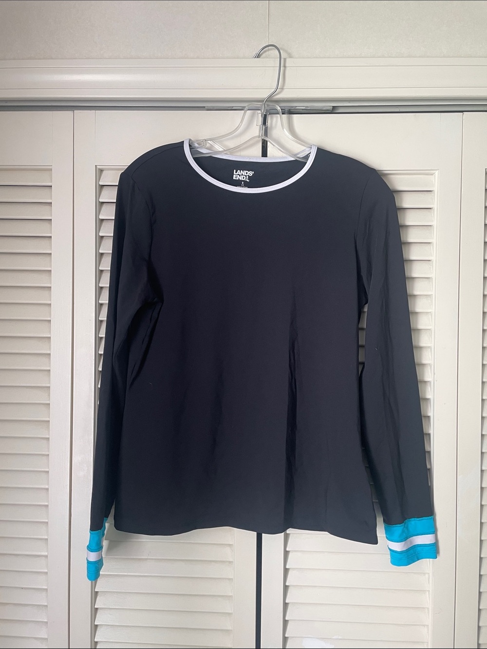 Lands End women’s long sleeve swim shirt / rash guard Sz S (6/8) Black